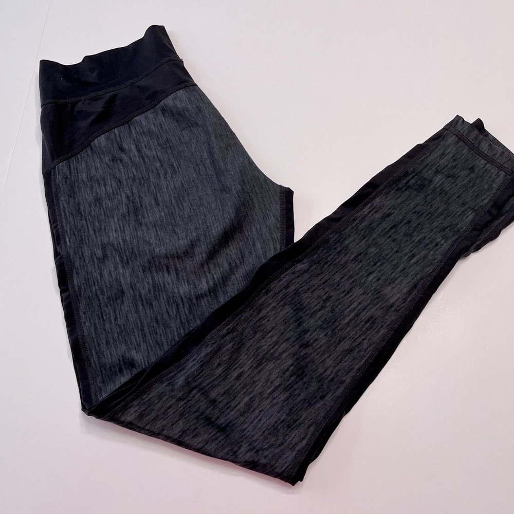 Adidas Women’s Gray Black High Rise Athletic Leggings Tights  M